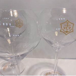 Veuve Clicquot Wine Glasses Set of 4